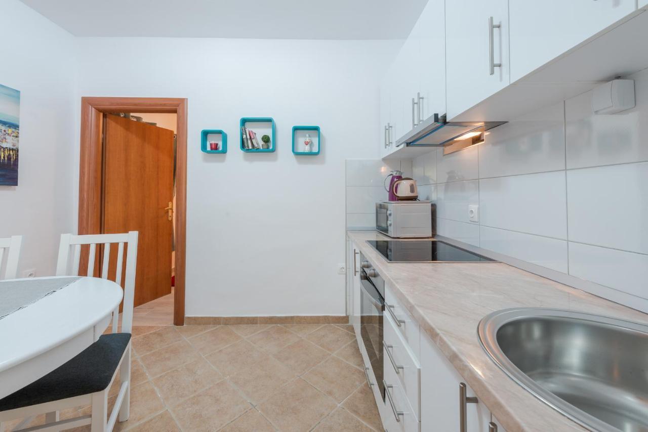 Ivy'S Cozy Corner Apartment ดูบรอฟนิก ภายนอก รูปภาพ