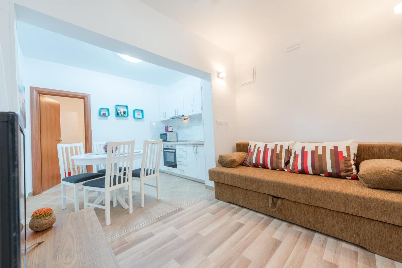Ivy'S Cozy Corner Apartment ดูบรอฟนิก ภายนอก รูปภาพ